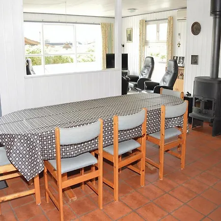 Holiday Lakolk V Vakantiehuis *